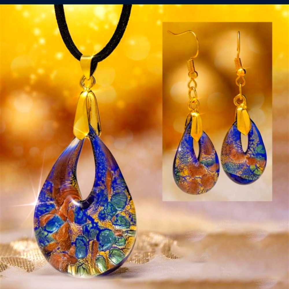 Stauer Dolce Murano Necklace and Earrings set